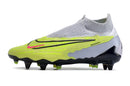Chuteira Campo Nike Phantom GX DF SG - Trava Fixa Elite + Brindes Exclusivos